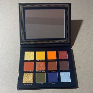 Ace Beaute Vintage Dawn Palette